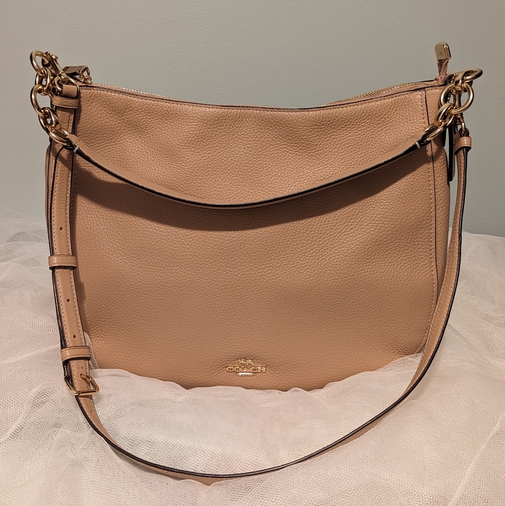 Coach pebbled leather boho purse 👜